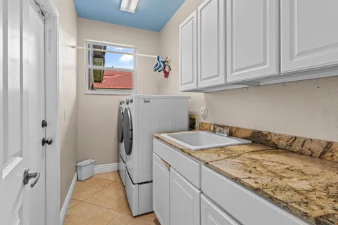 $1,050,000 | 6867 Northwest 107th Terrace, Parkland, FL 33076