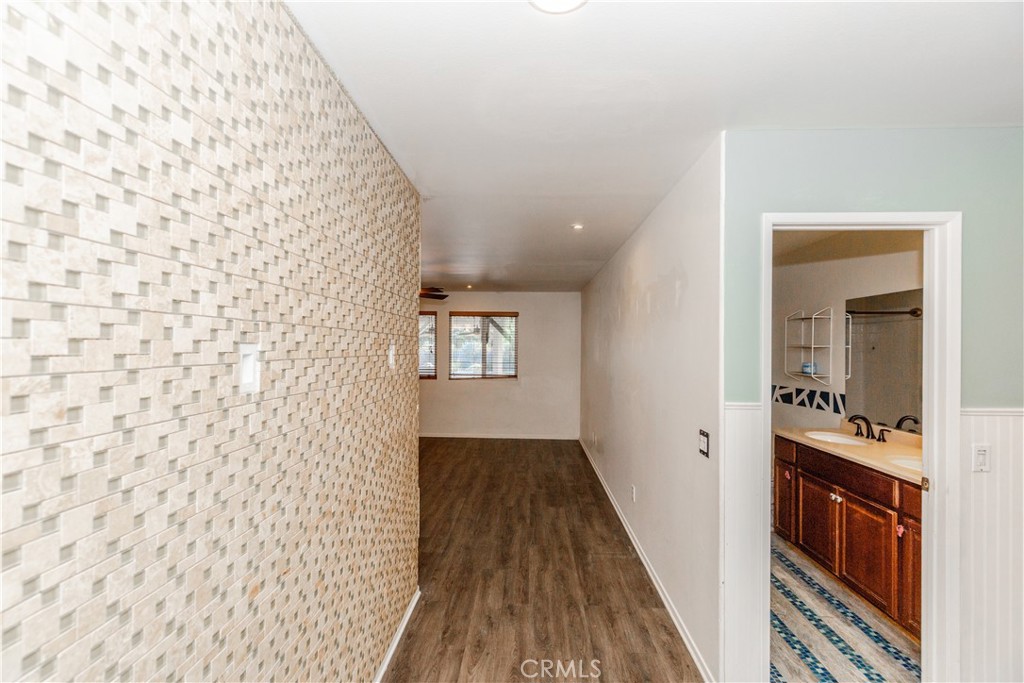 1457 Faircliff Street Beaumont, CA 92223 - Photo 4 of 37 wooden floor in a gallery