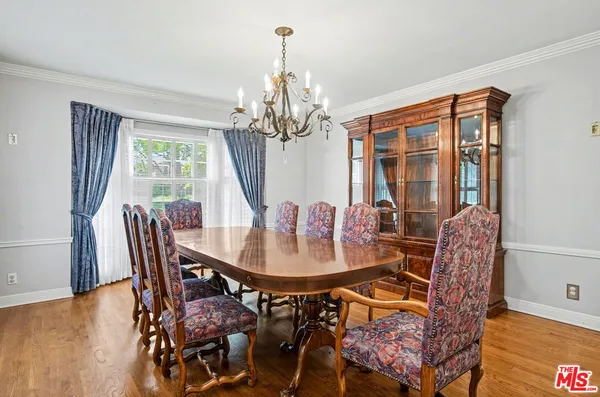 $9,379,000 | 608 Trenton Drive, Beverly Hills, CA 90210
