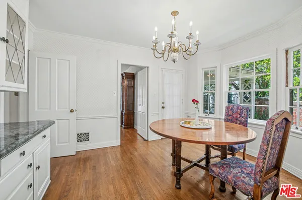 $9,379,000 | 608 Trenton Drive, Beverly Hills, CA 90210