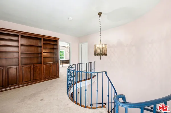 $9,379,000 | 608 Trenton Drive, Beverly Hills, CA 90210