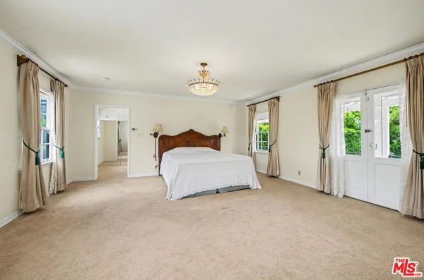 $9,379,000 | 608 Trenton Drive, Beverly Hills, CA 90210