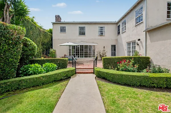 $9,379,000 | 608 Trenton Drive, Beverly Hills, CA 90210