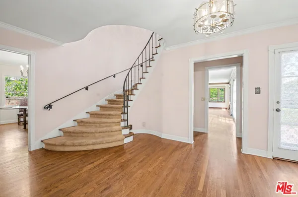 $9,379,000 | 608 Trenton Drive, Beverly Hills, CA 90210