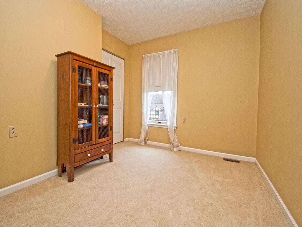 208 Ruth Way McDonald, PA 15057 - Photo 14 of 23 4th bedroom with large closet. Neutral wall to wall carpet in all bedrooms.