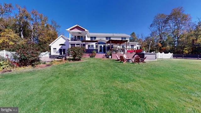 $1,650,000 | 40 Cooper Tomlinson Road, Medford, NJ 08055