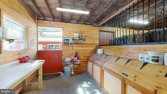 $1,650,000 | 40 Cooper Tomlinson Road, Medford, NJ 08055