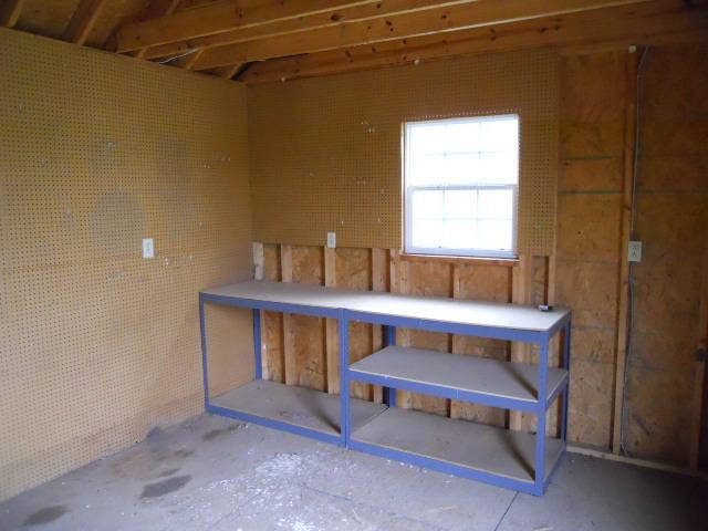 958 Rocky Valley Road Lebanon, TN 37090 - Photo 16 of 20 a view of entryway with a table and a window