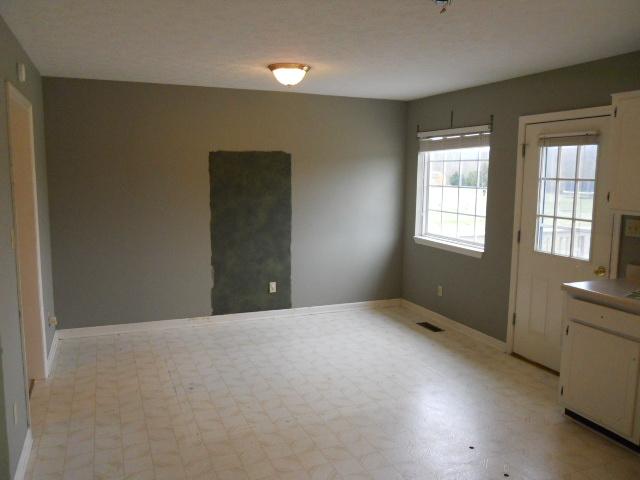 958 Rocky Valley Road Lebanon, TN 37090 - Photo 4 of 20 a view of an empty room with a window