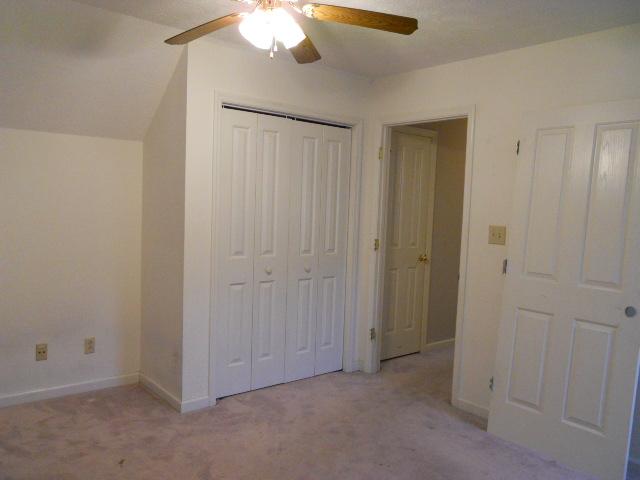958 Rocky Valley Road Lebanon, TN 37090 - Photo 10 of 20 a view of an empty room