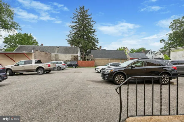 $1,050,000 | 119 South Easton Road, Glenside, PA 19038