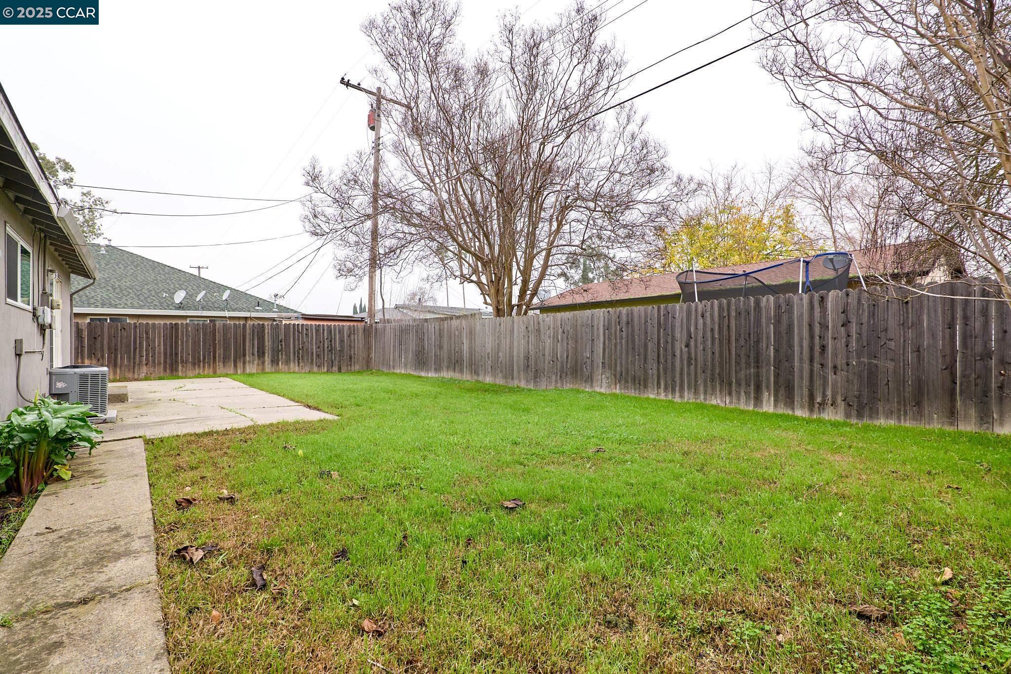 2171 Meadowview Road Sacramento, CA 95832 - Photo 17 of 19