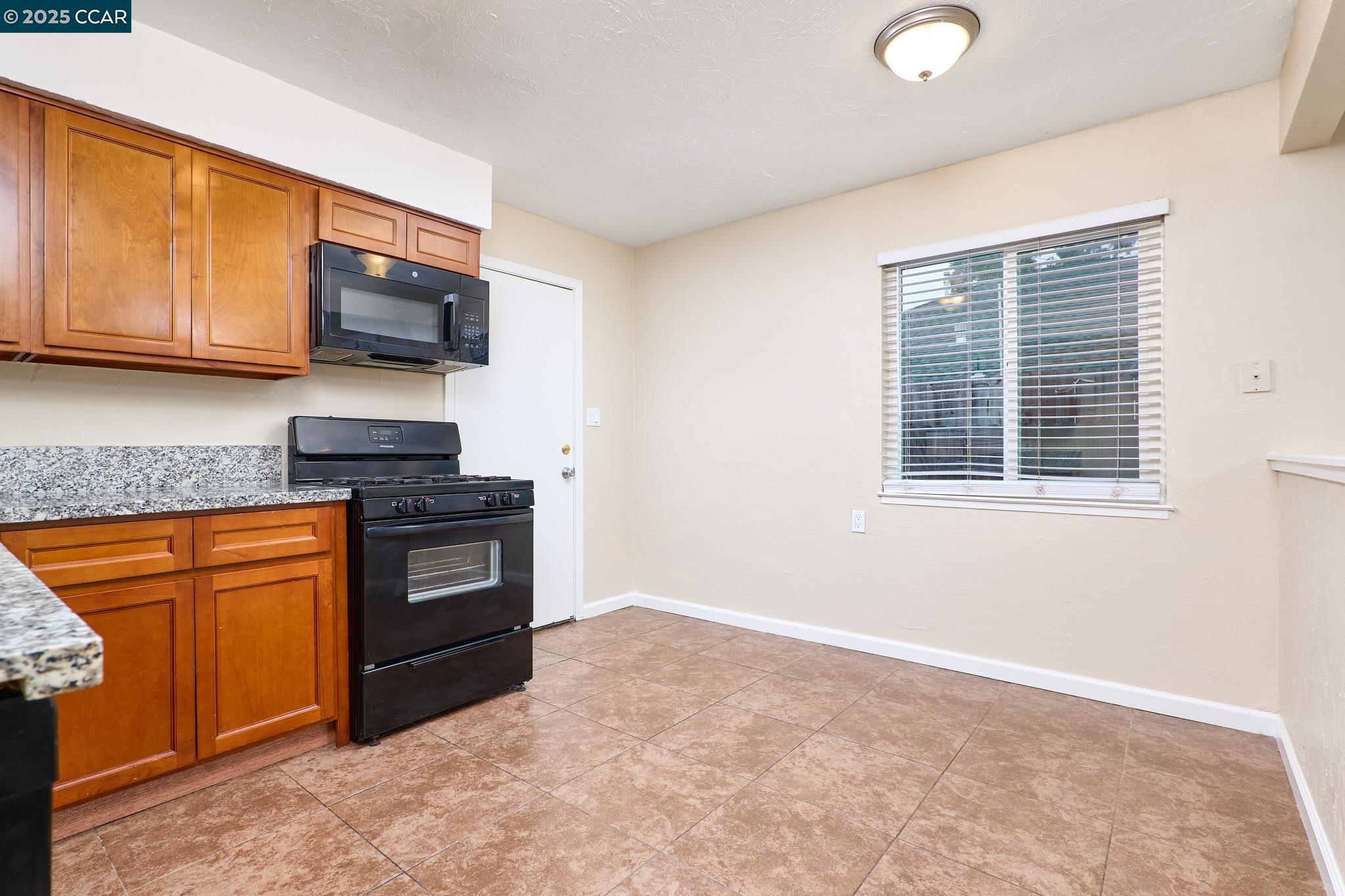 2171 Meadowview Road Sacramento, CA 95832 - Photo 4 of 19