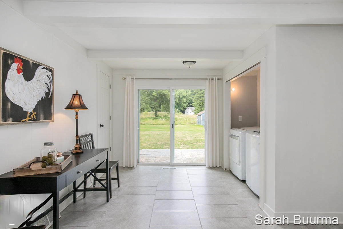 6313 Cascade Road Southeast Grand Rapids, MI 49546 - Photo 16 of 31 IMG_6343