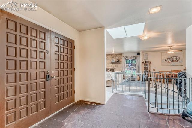 8075 Wildridge Road Colorado Springs, CO 80908 - Photo 5 of 46 Gallery Image 5