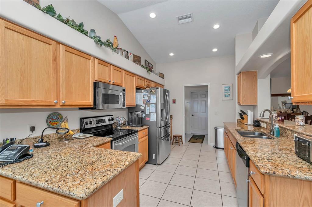 15541 Southwest 11th Terrace Road Ocala, FL 34473 - Photo 17 of 72