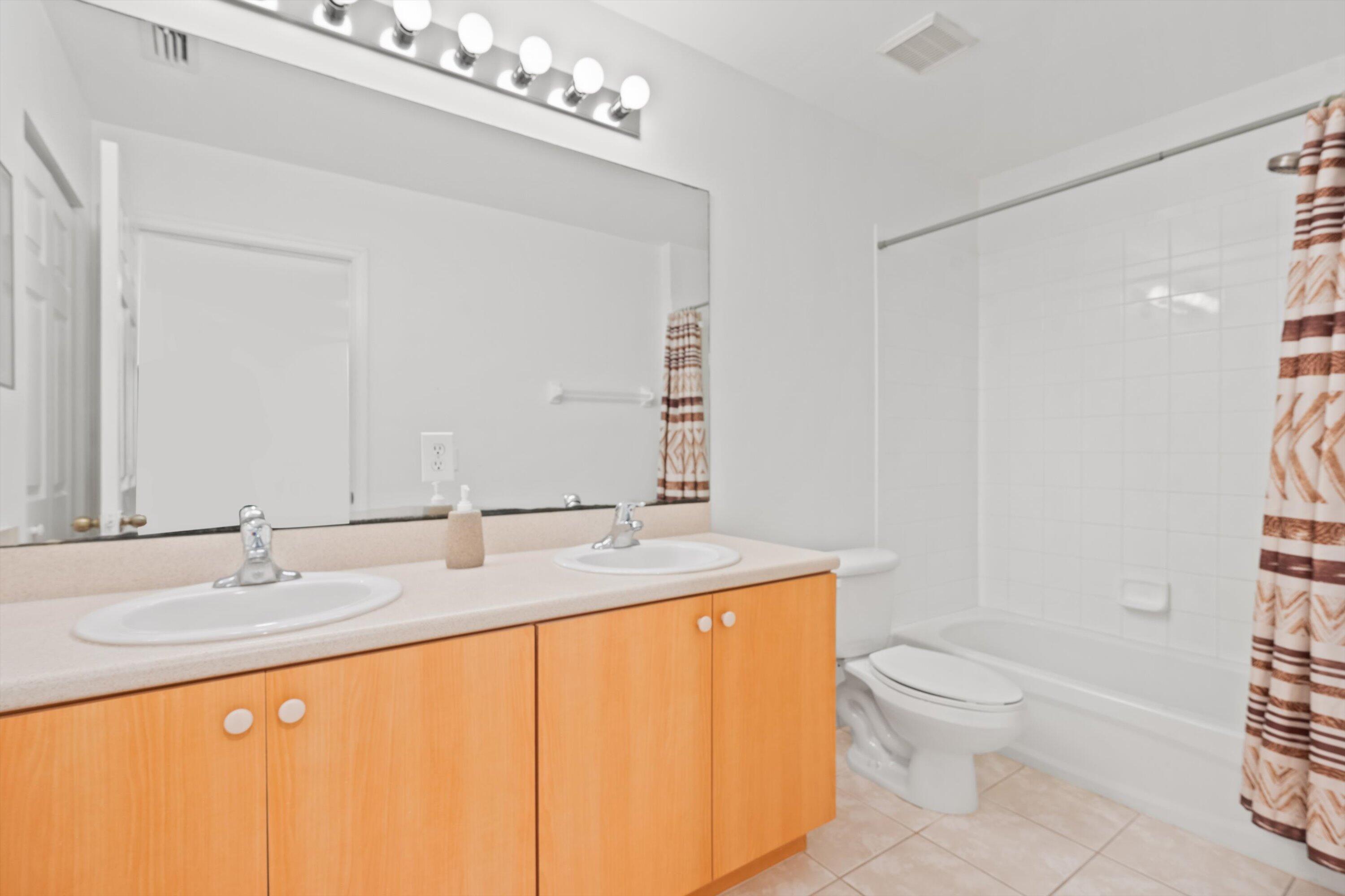796 Imperial Lake Road West Palm Beach, FL 33413 - Photo 21 of 24 20-DSC_4944