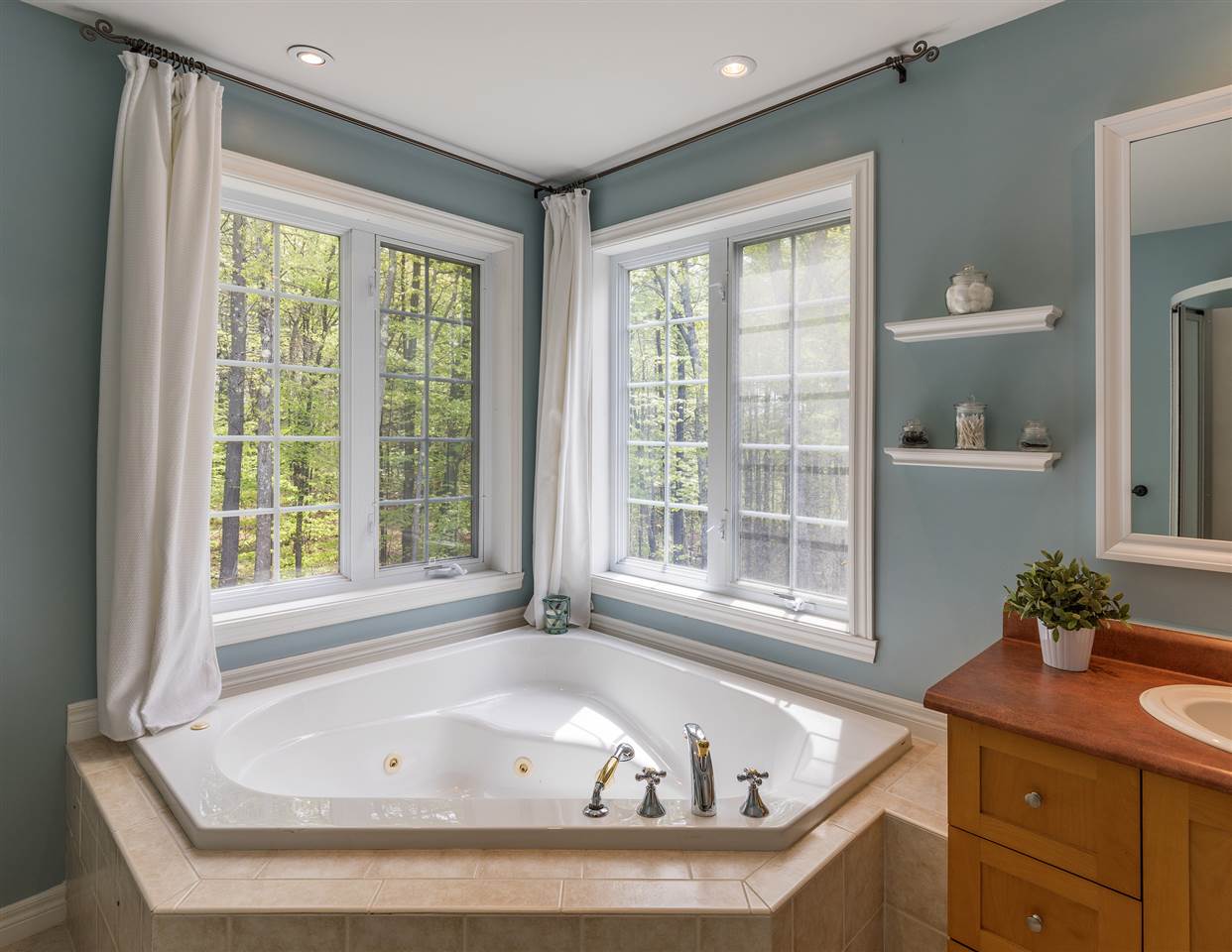 36 Little Pond Road Concord, NH 03301 - Photo 23 of 40