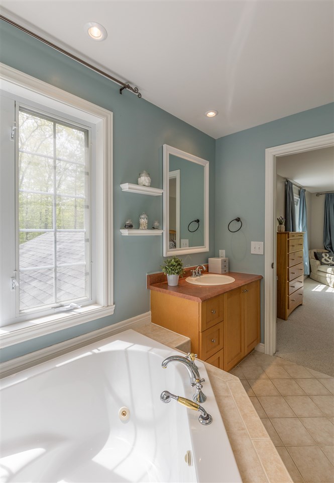 36 Little Pond Road Concord, NH 03301 - Photo 25 of 40