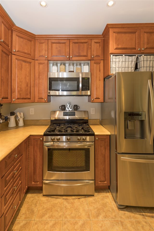 36 Little Pond Road Concord, NH 03301 - Photo 7 of 40