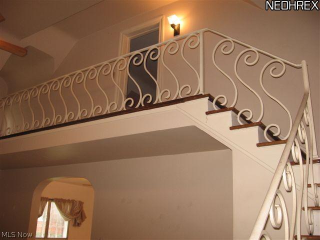 945 Smith Road Ashland, OH 44805 - Photo 4 of 9 Gallery Image 4