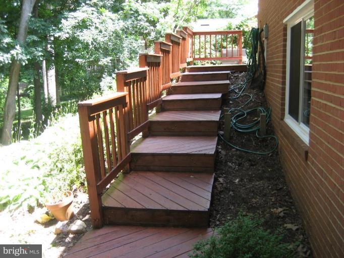 7510 Hamlet Street Springfield, VA 22151 - Photo 22 of 22 Exterior #2
