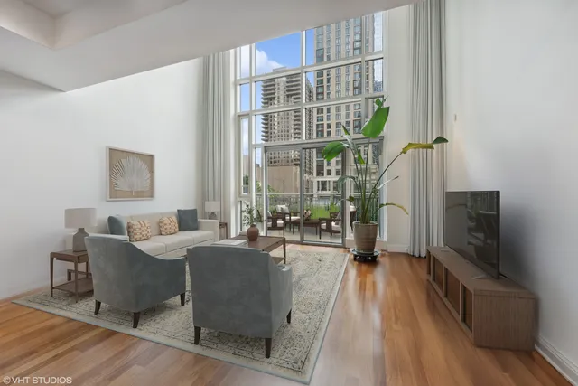 $860,000 | 505 North McClurg Court, Unit 203, Chicago, IL 60611