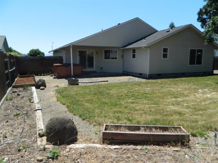 848 Ridgeview Drive Eagle Point, OR 97524 - Photo 32 of 35 Additional Photo