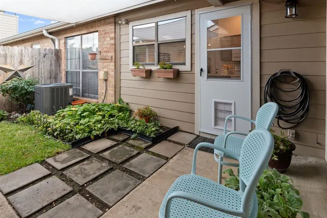 a building outdoor space with patio furniture