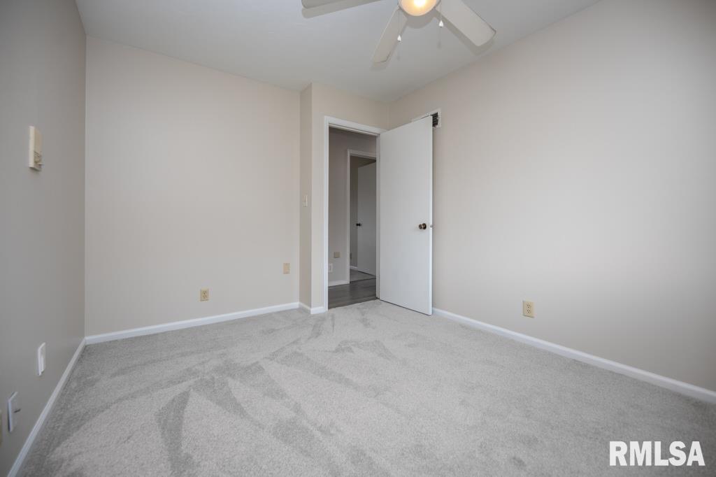 6203 North Post Oak Road Peoria, IL 61615 - Photo 20 of 43