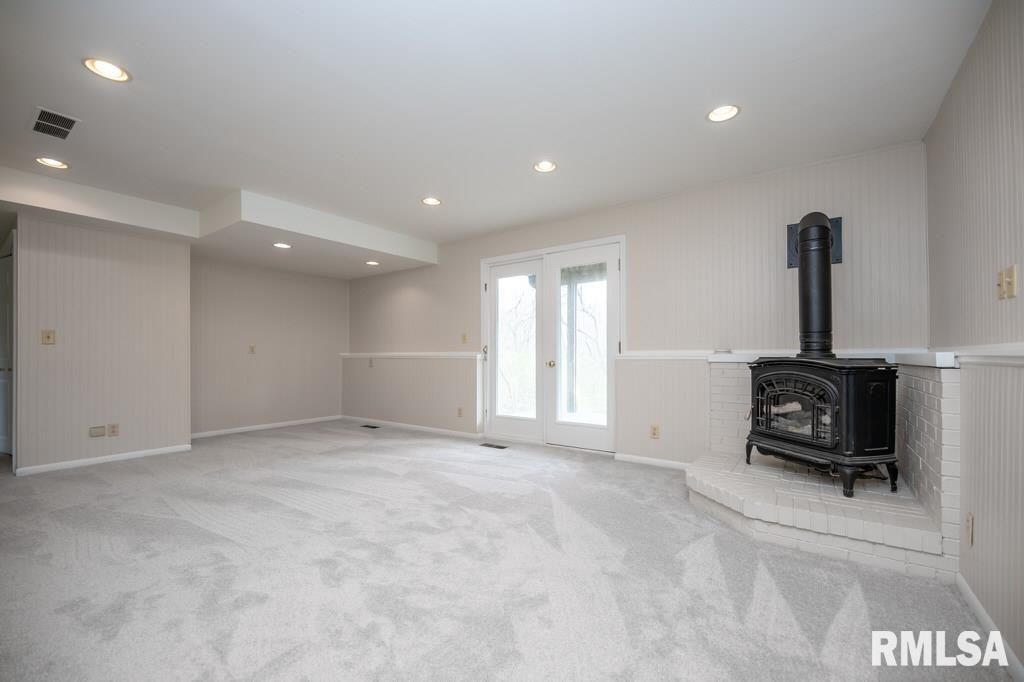 6203 North Post Oak Road Peoria, IL 61615 - Photo 29 of 43