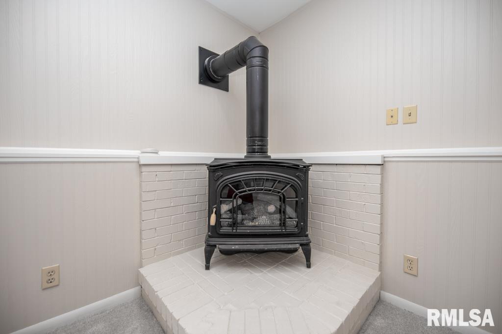 6203 North Post Oak Road Peoria, IL 61615 - Photo 30 of 43