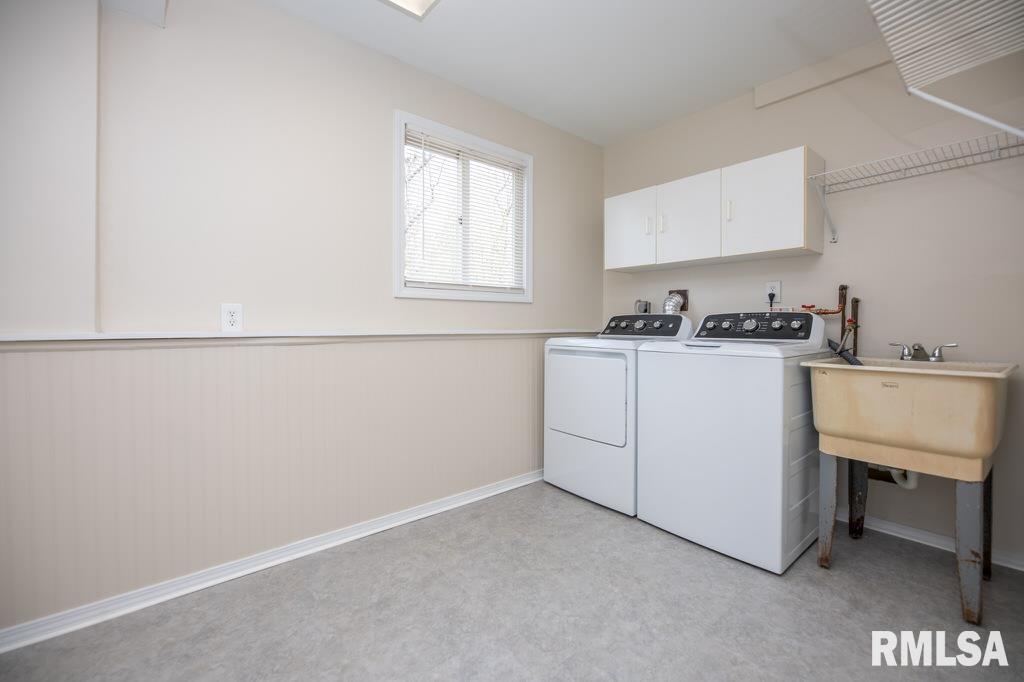 6203 North Post Oak Road Peoria, IL 61615 - Photo 32 of 43