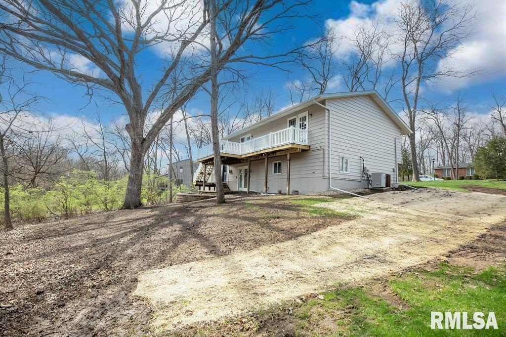 6203 North Post Oak Road Peoria, IL 61615 - Photo 38 of 43