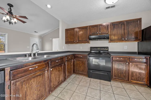 $209,000 | 166 Glenwood Drive, Hubert, NC 28539