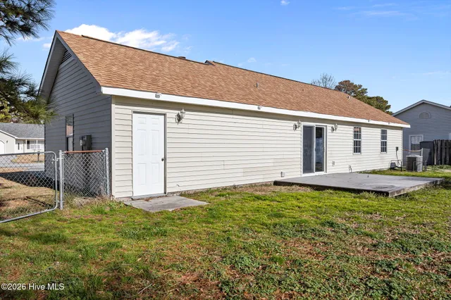 $209,000 | 166 Glenwood Drive, Hubert, NC 28539