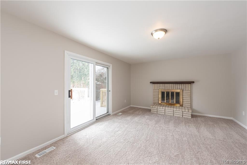 33670 Embassy Street Chesterfield, MI 48047 - Photo 7 of 14