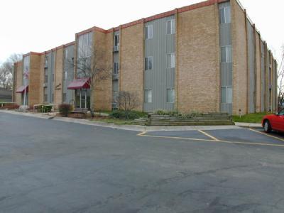 173 East Michigan Avenue, Unit 304B Three Rivers, MI 49093 - Photo 1 of 2 Primary Photo