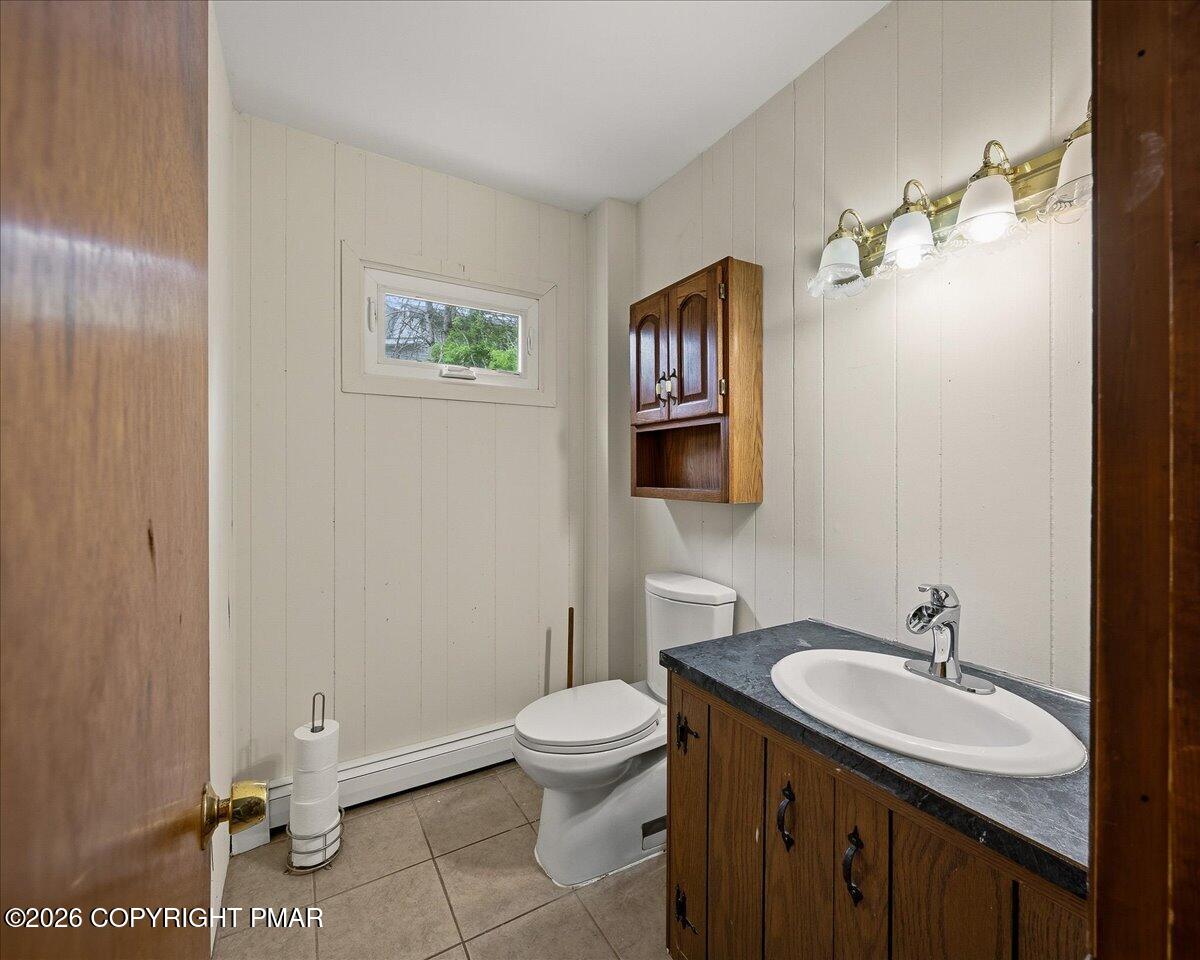 310 Albert Road Stroudsburg, PA 18360 - Photo 44 of 54 Powder Room