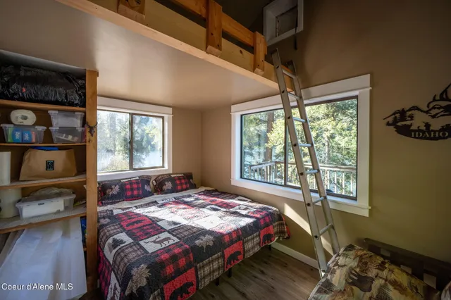 $399,999 | 1402 Mirror Lake Road, Sagle, ID 83860