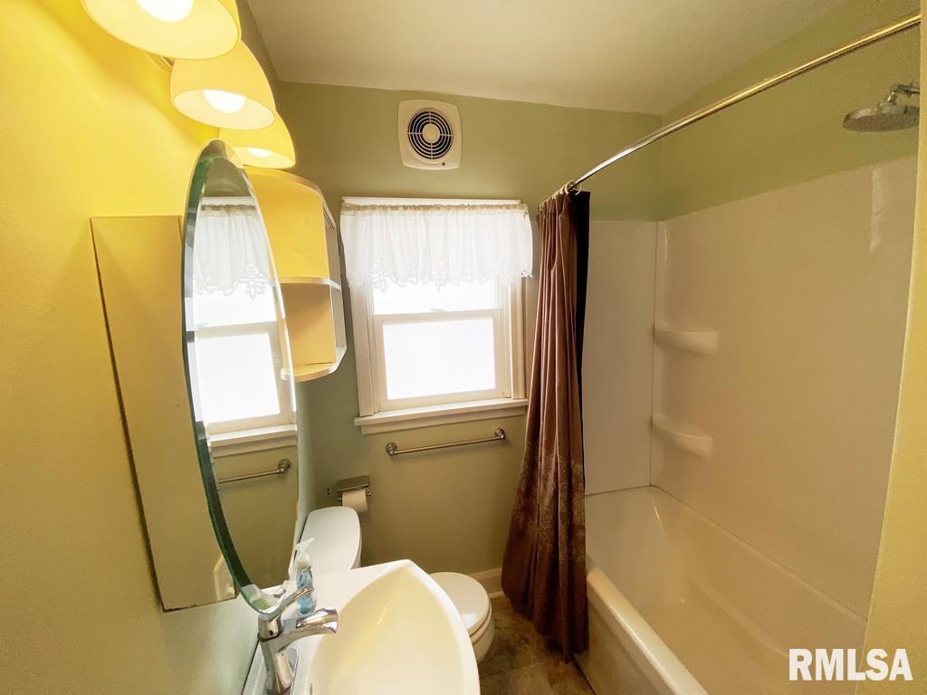 428 Kern Street Springfield, IL 62703 - Photo 18 of 35