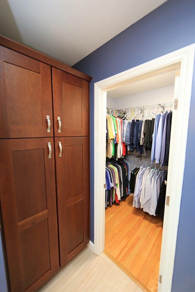 8705 Attingham Drive Raleigh, NC 27615 - Photo 26 of 30 MASTER BATH/CLOSET