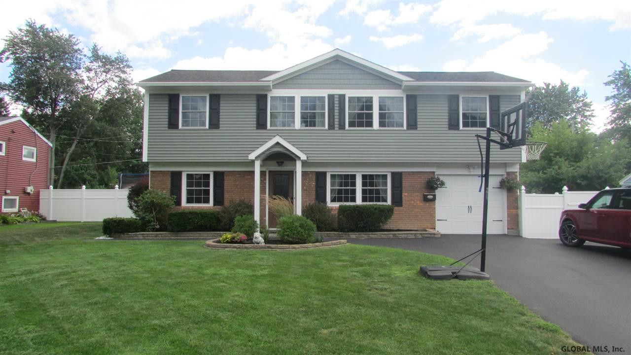 37 Hunting Road Colonie, NY 12205 - Photo 1 of 16 Photo 1