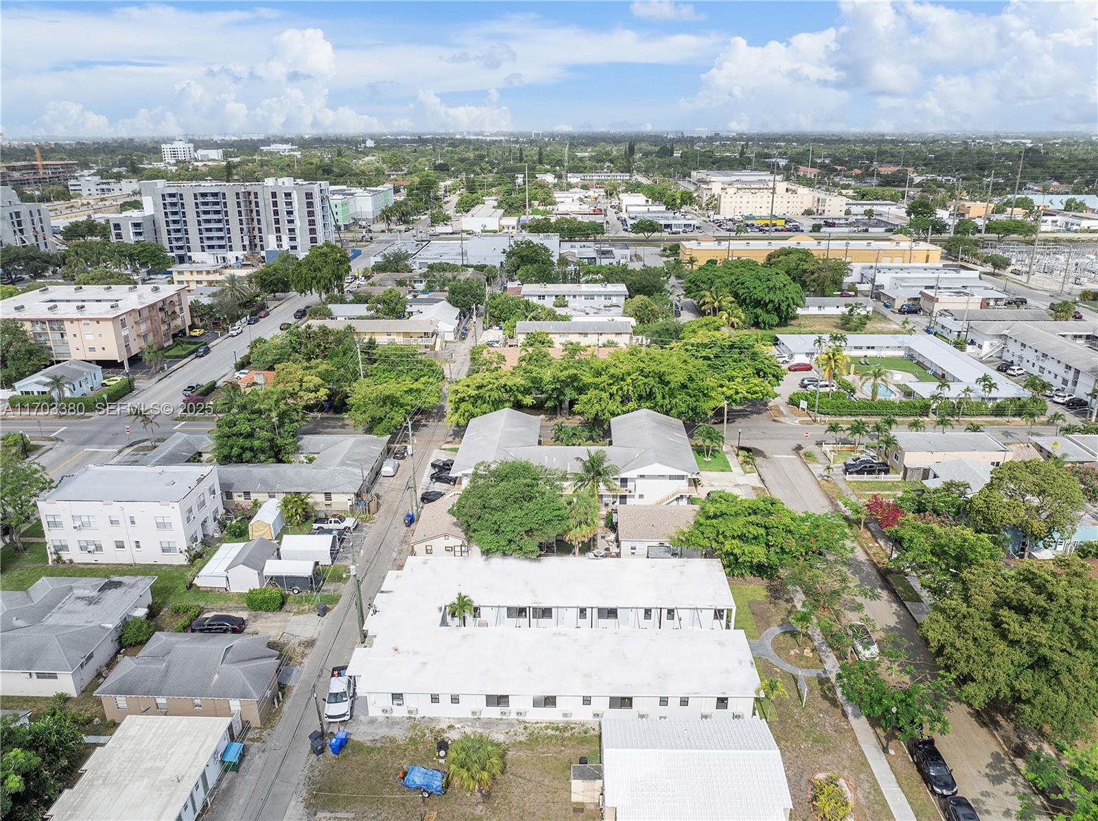 1946 Pierce Street, Unit 3 Hollywood, FL 33020 - Photo 21 of 43 an aerial view of residential houses with outdoor space