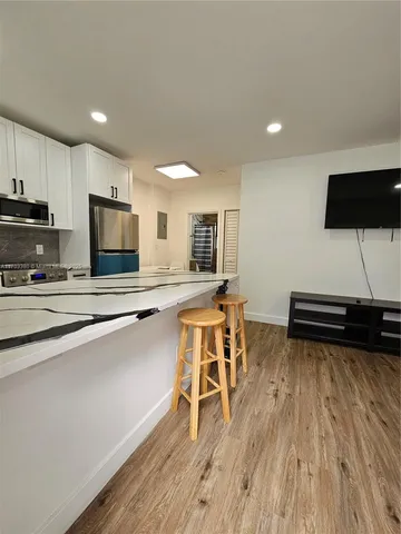 $1,895 | 1946 Pierce Street, Unit 3, Hollywood, FL 33020