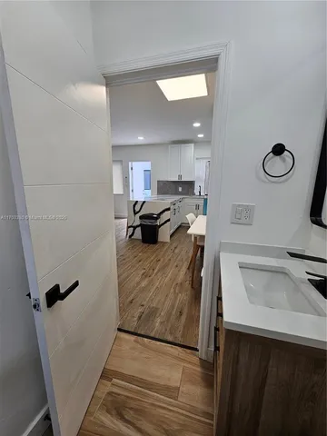 $1,895 | 1946 Pierce Street, Unit 3, Hollywood, FL 33020