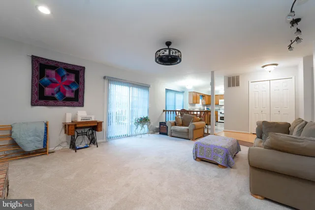 $750,000 | 10531 Hunters Way, Laurel, MD 20723