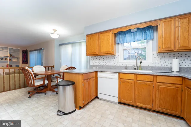 $750,000 | 10531 Hunters Way, Laurel, MD 20723