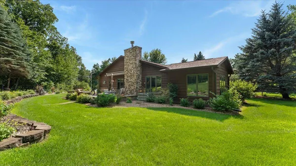 $595,000 | 2703 Le Homme Dieu View Northeast, Alexandria, MN 56308