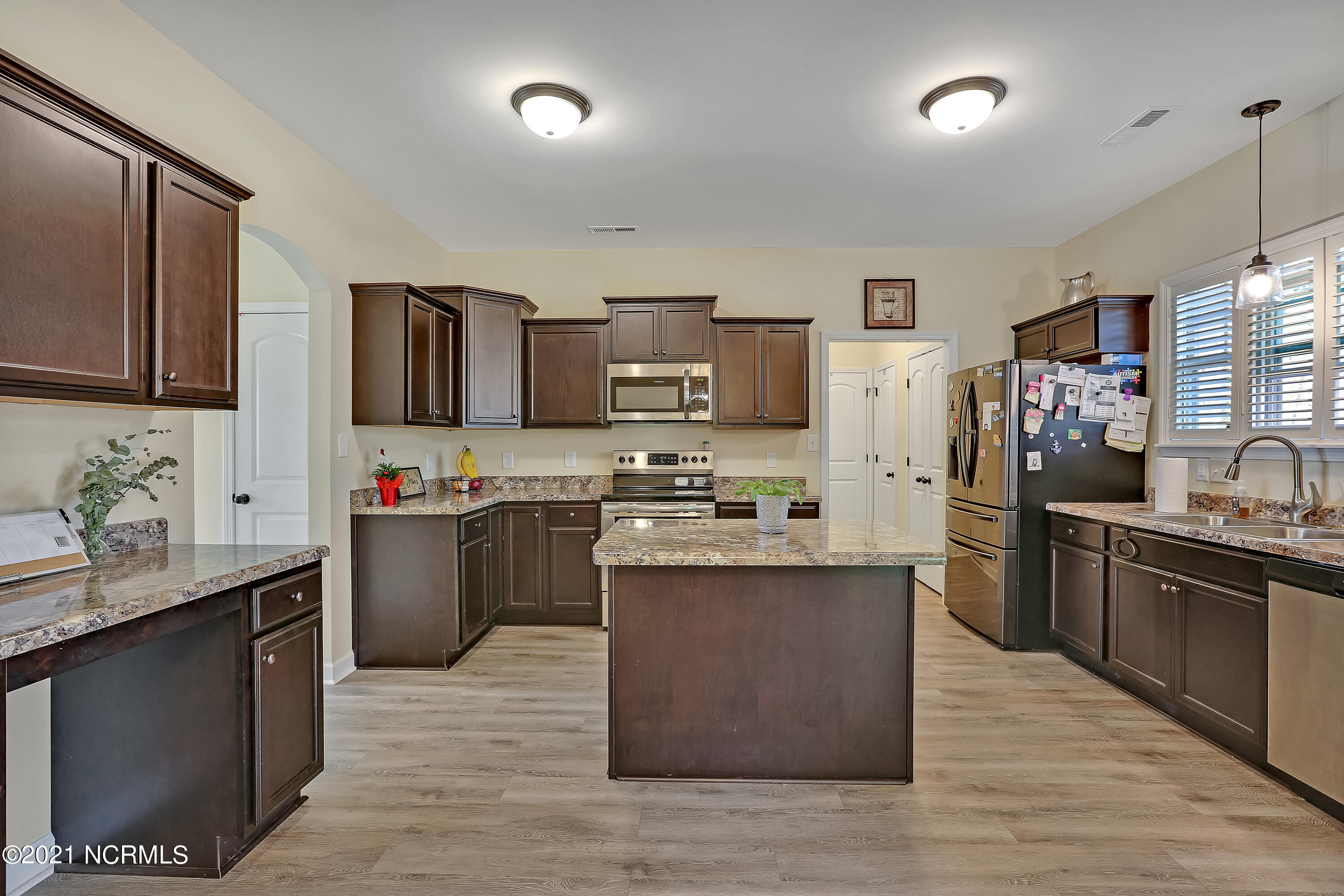 307 Windward Landing Holly Ridge, NC 28445 - Photo 11 of 34 307WindwardLanding-11